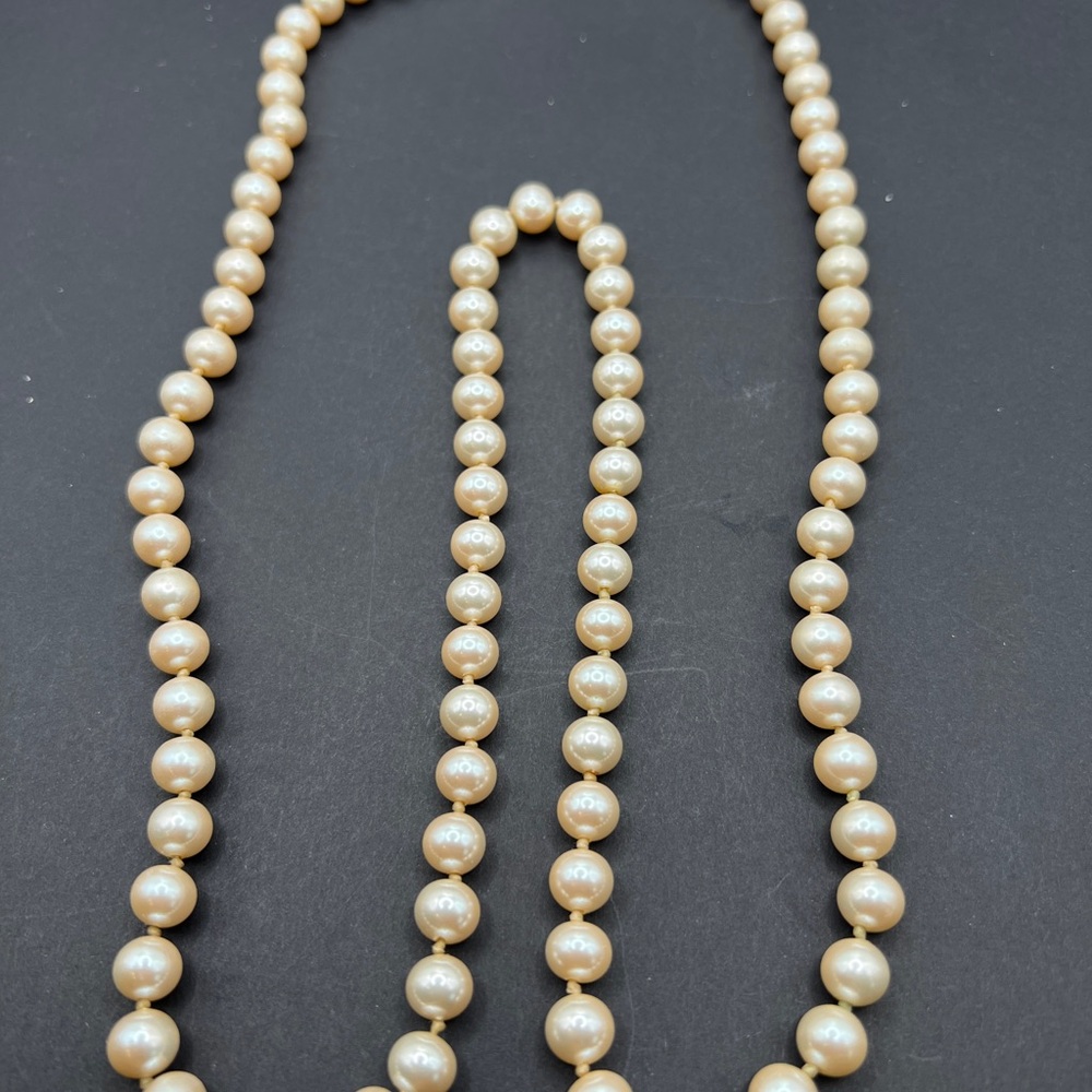 Vintage Marvella Champagne Faux Pearl 35.5” Opera Length Gold Tone Clasp